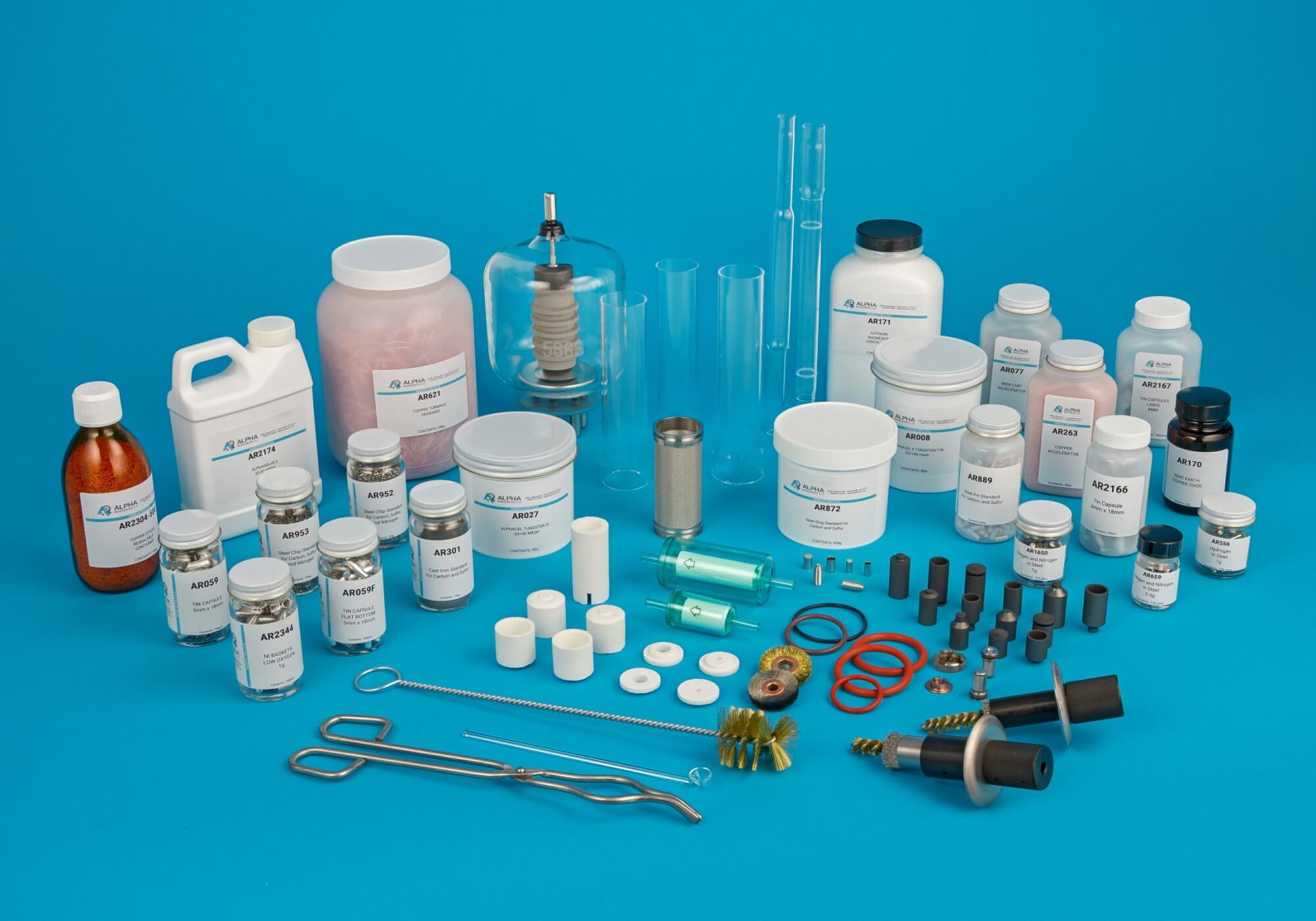 Приобретаем и используем химические реактивы, стандартные образцы и другие запасы для лаборатории